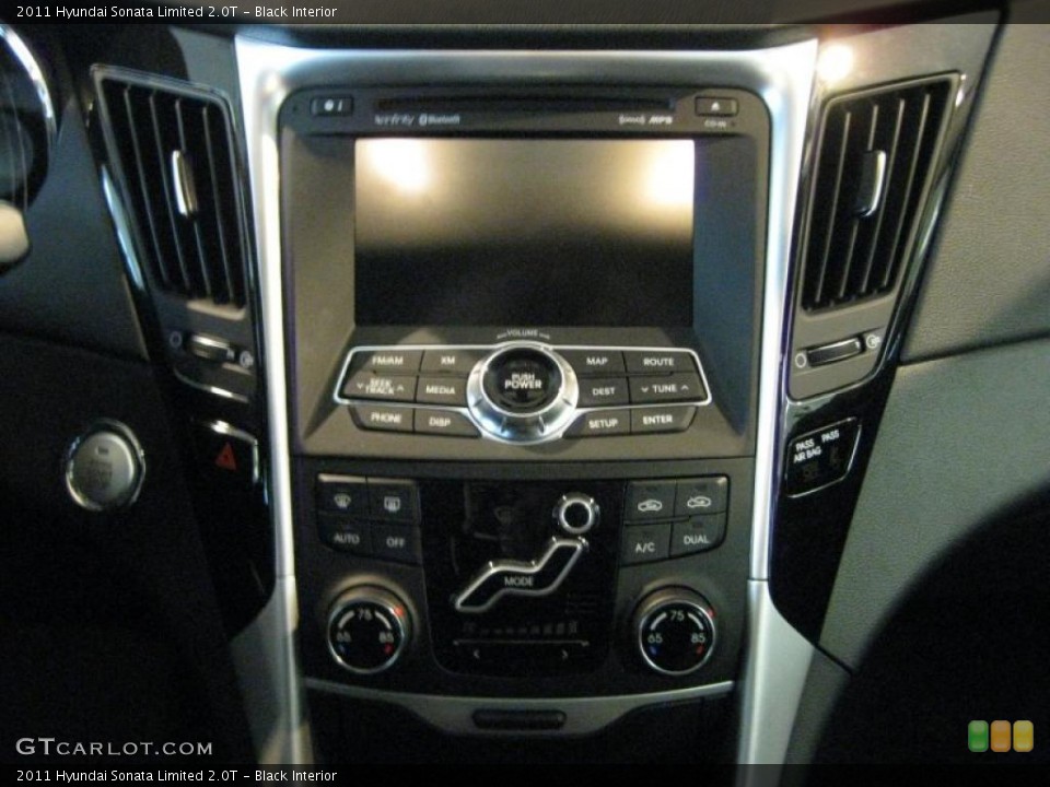 Black Interior Controls for the 2011 Hyundai Sonata Limited 2.0T #45696841