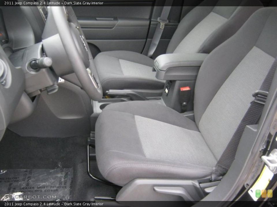 Dark Slate Gray Interior Photo for the 2011 Jeep Compass 2.4 Latitude #45704546