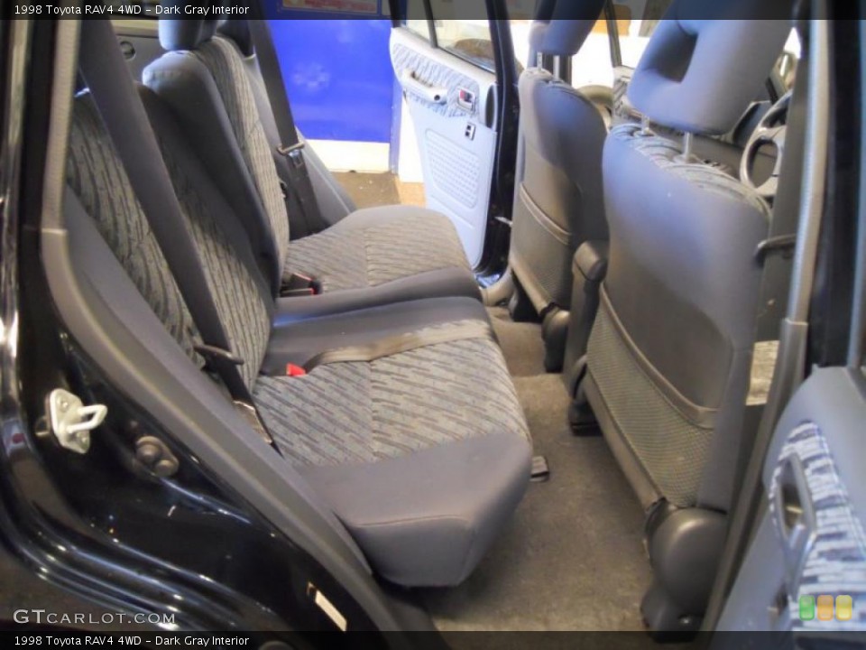 Dark Gray Interior Photo for the 1998 Toyota RAV4 4WD #45709166