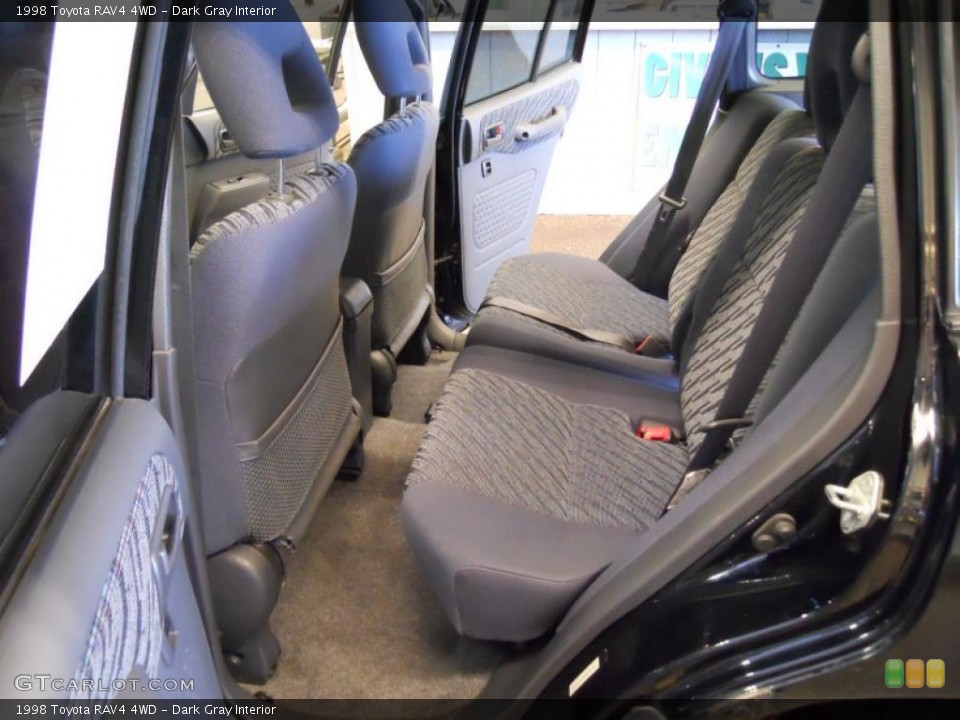 Dark Gray Interior Photo for the 1998 Toyota RAV4 4WD #45709190