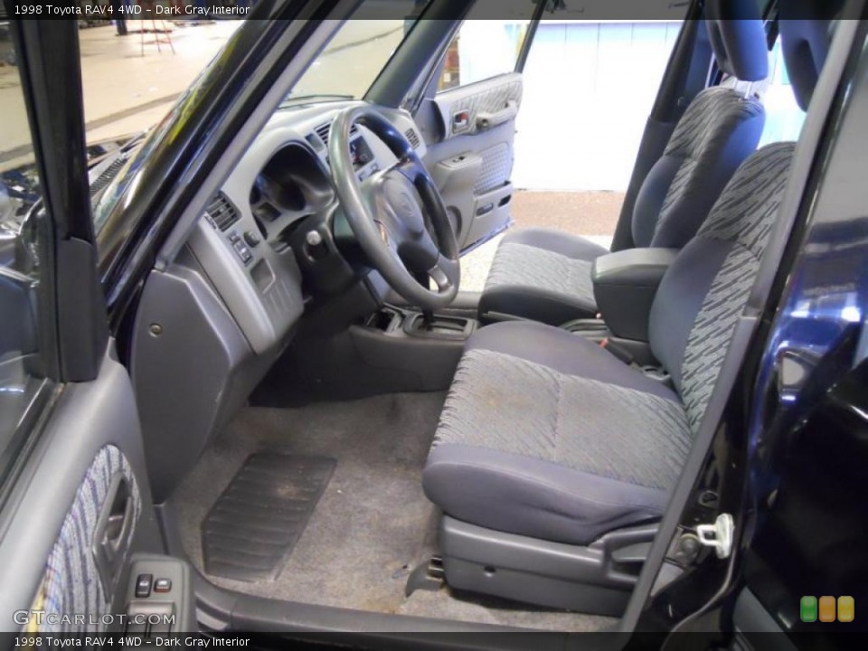 Dark Gray Interior Photo for the 1998 Toyota RAV4 4WD #45709202