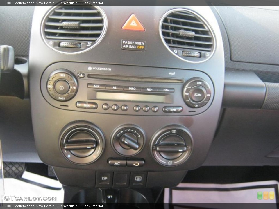 Black Interior Controls for the 2008 Volkswagen New Beetle S Convertible #45710778