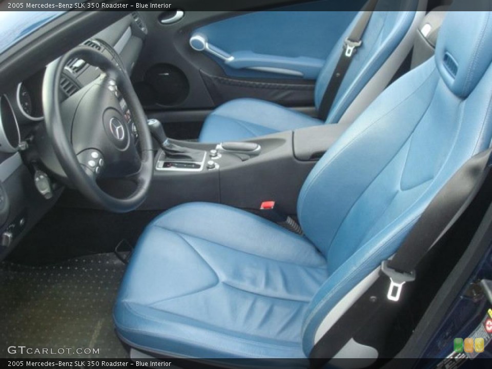 Blue Interior Photo for the 2005 Mercedes-Benz SLK 350 Roadster #45721306