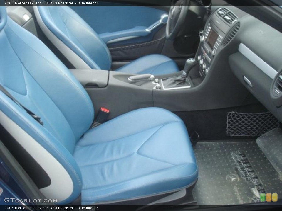 Blue Interior Photo for the 2005 Mercedes-Benz SLK 350 Roadster #45721322