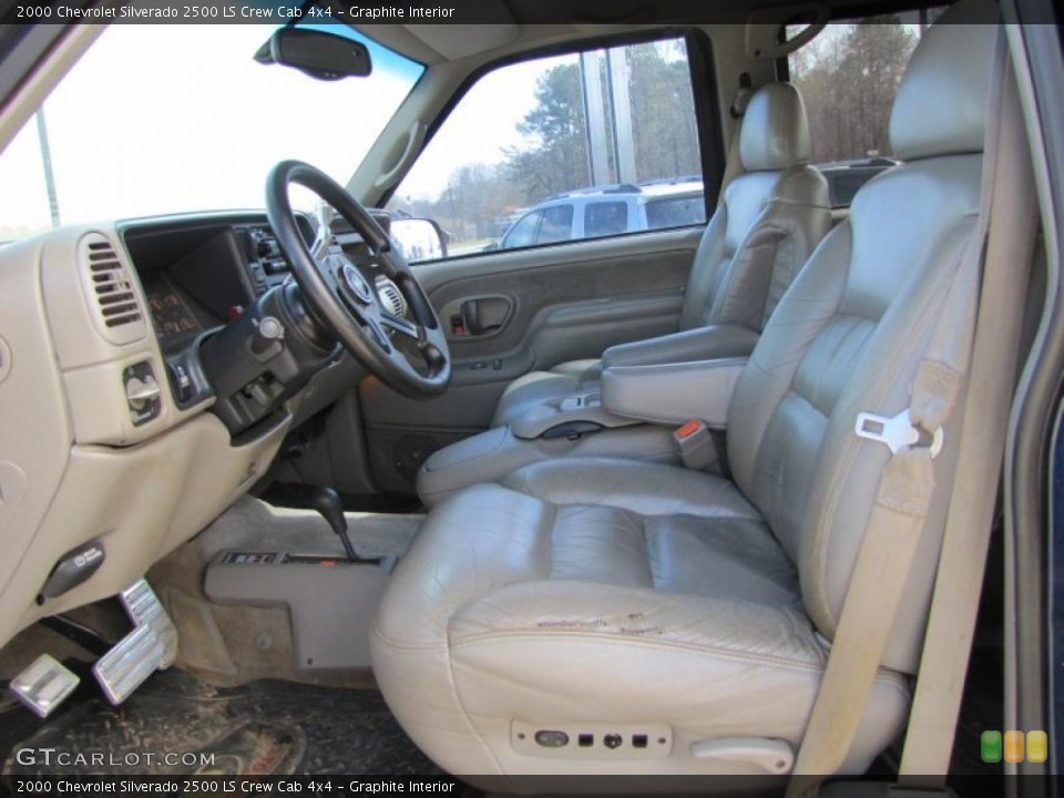 Graphite Interior Photo for the 2000 Chevrolet Silverado 2500 LS Crew Cab 4x4 #45733202