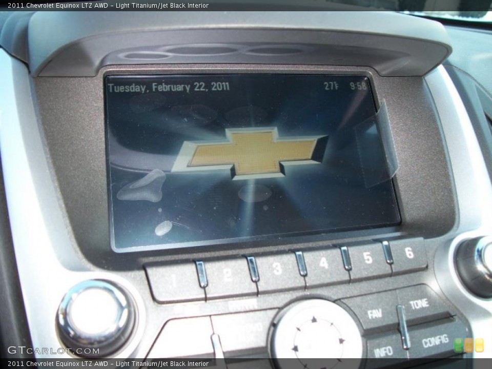 Light Titanium/Jet Black Interior Controls for the 2011 Chevrolet Equinox LTZ AWD #45734114