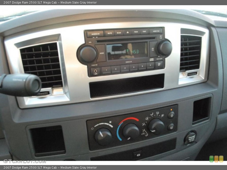 Medium Slate Gray Interior Controls for the 2007 Dodge Ram 2500 SLT Mega Cab #45737150