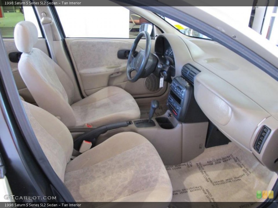 Tan Interior Photo for the 1998 Saturn S Series SL2 Sedan #45742882