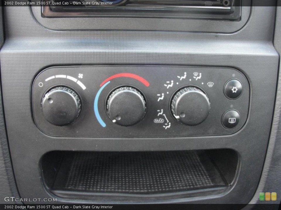 Dark Slate Gray Interior Controls for the 2002 Dodge Ram 1500 ST Quad Cab #45744546