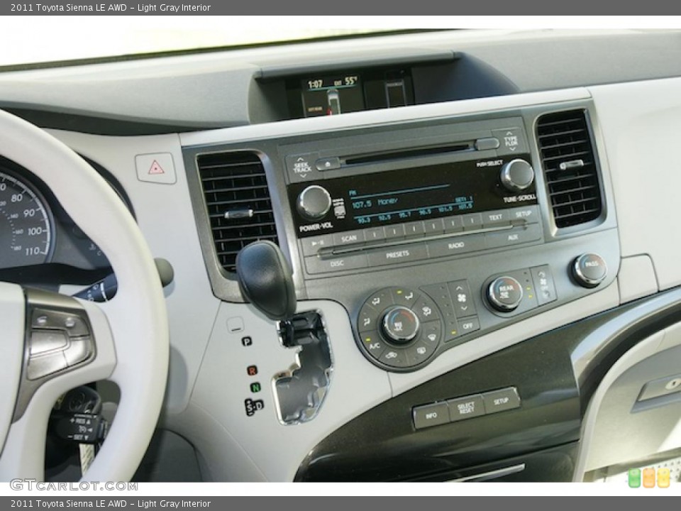 Light Gray Interior Controls for the 2011 Toyota Sienna LE AWD #45746654