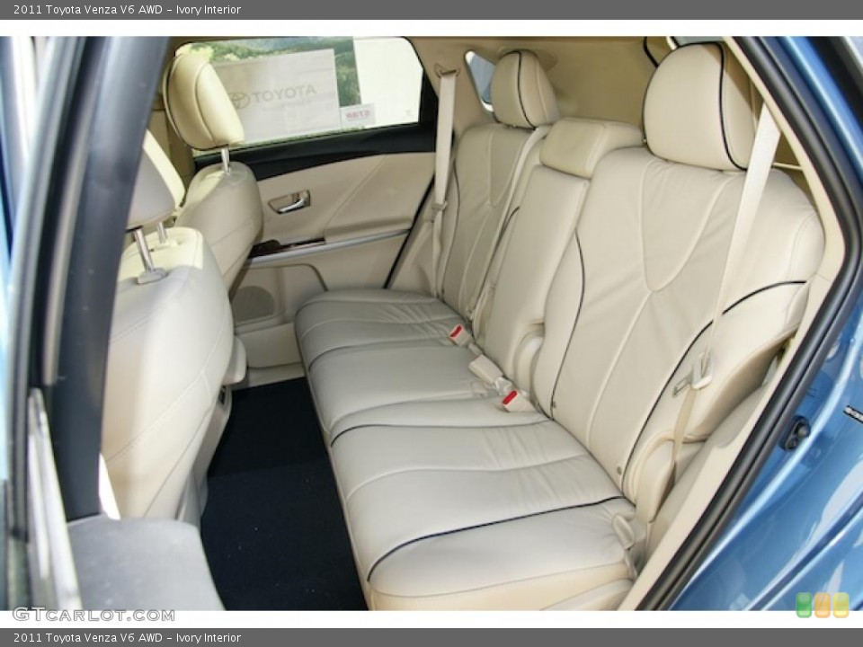 Ivory Interior Photo for the 2011 Toyota Venza V6 AWD #45747222