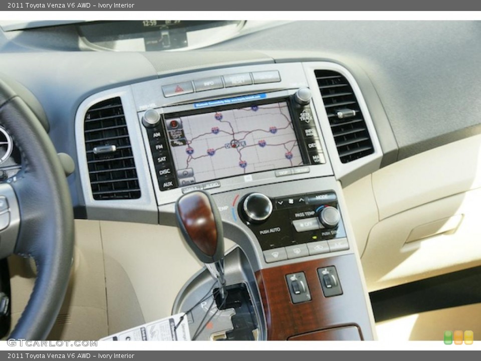 Ivory Interior Navigation for the 2011 Toyota Venza V6 AWD #45748058