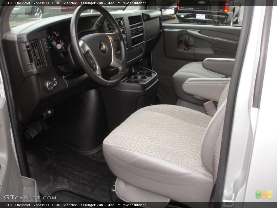 Medium Pewter Interior Photo for the 2010 Chevrolet Express LT 3500 Extended Passenger Van #45753430