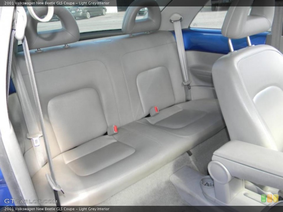 Light Grey Interior Photo for the 2001 Volkswagen New Beetle GLS Coupe #45760303
