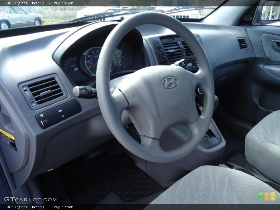 Gray Interior Steering Wheel for the 2005 Hyundai Tucson GL #45764696