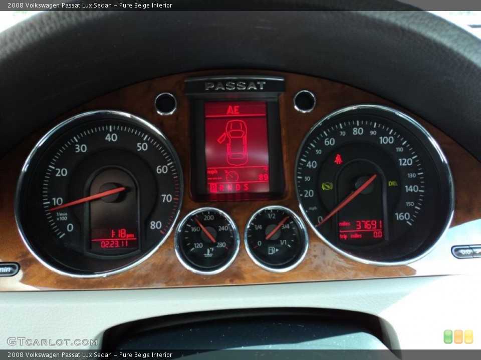 Pure Beige Interior Gauges for the 2008 Volkswagen Passat Lux Sedan #45780477