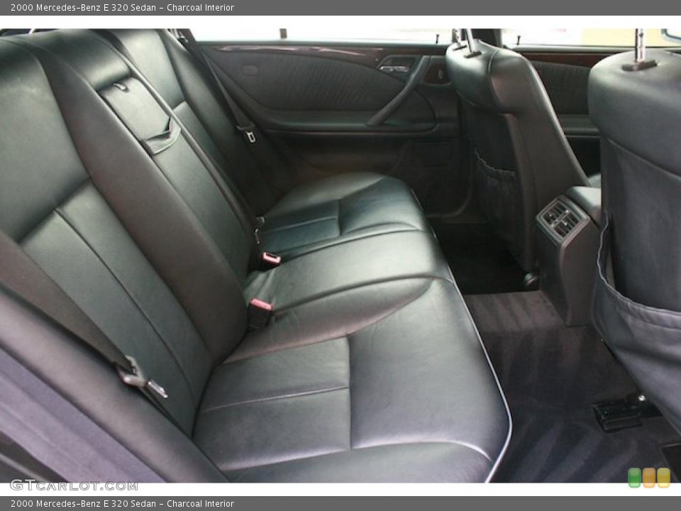 Charcoal Interior Photo for the 2000 Mercedes-Benz E 320 Sedan #45782918