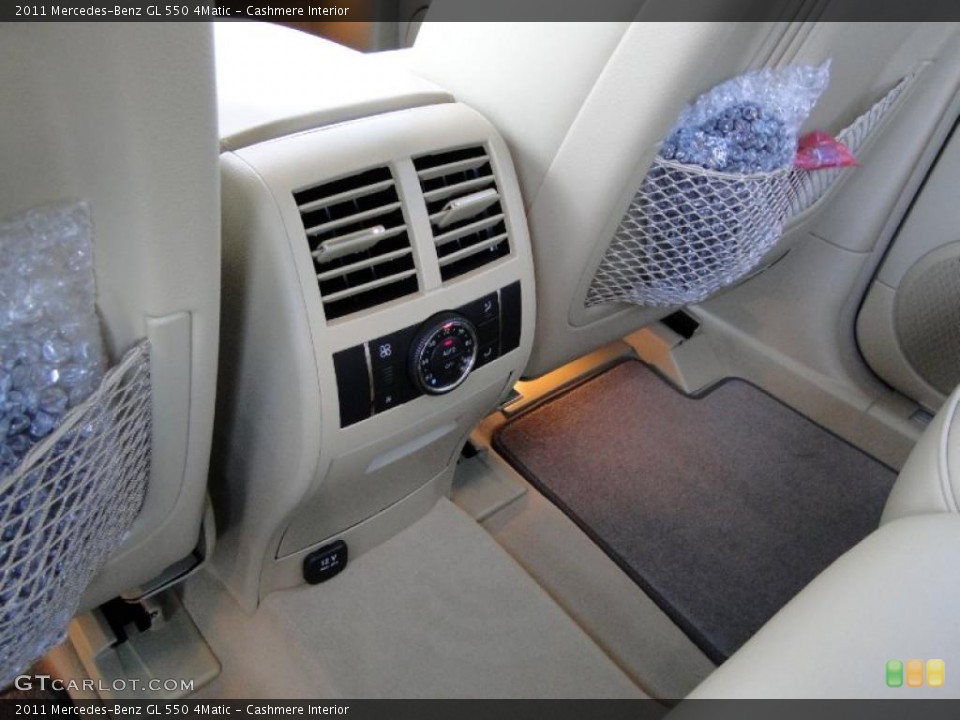 Cashmere Interior Photo for the 2011 Mercedes-Benz GL 550 4Matic #45786634