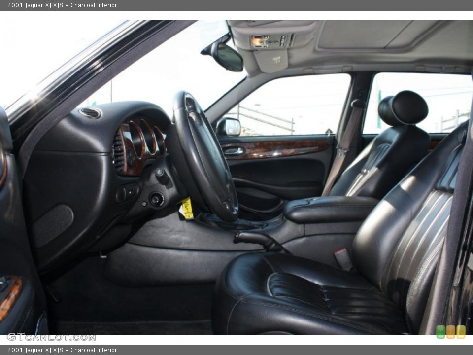 Charcoal Interior Photo for the 2001 Jaguar XJ XJ8 #45792106