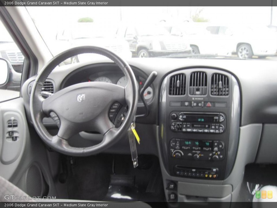 Medium Slate Gray Interior Dashboard for the 2006 Dodge Grand Caravan SXT #45800039
