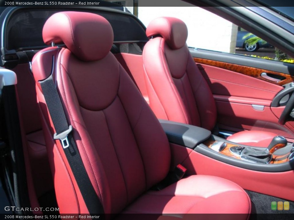 Red Interior Photo for the 2008 Mercedes-Benz SL 550 Roadster #45801701