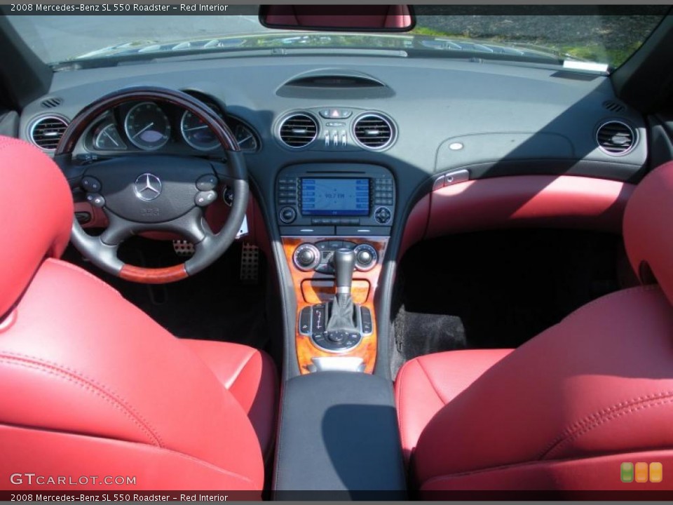 Red Interior Dashboard for the 2008 Mercedes-Benz SL 550 Roadster #45801717