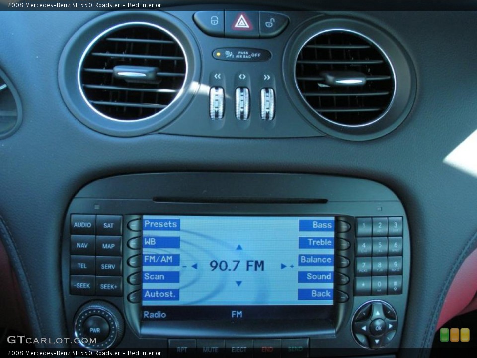 Red Interior Controls for the 2008 Mercedes-Benz SL 550 Roadster #45801741