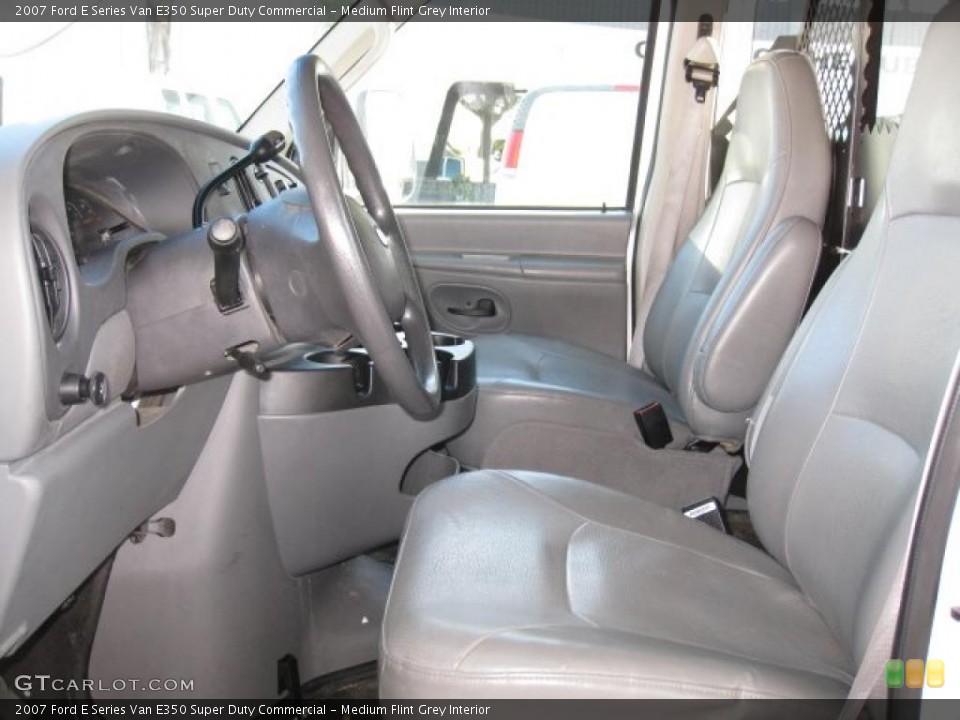 Medium Flint Grey Interior Photo for the 2007 Ford E Series Van E350 Super Duty Commercial #45803301