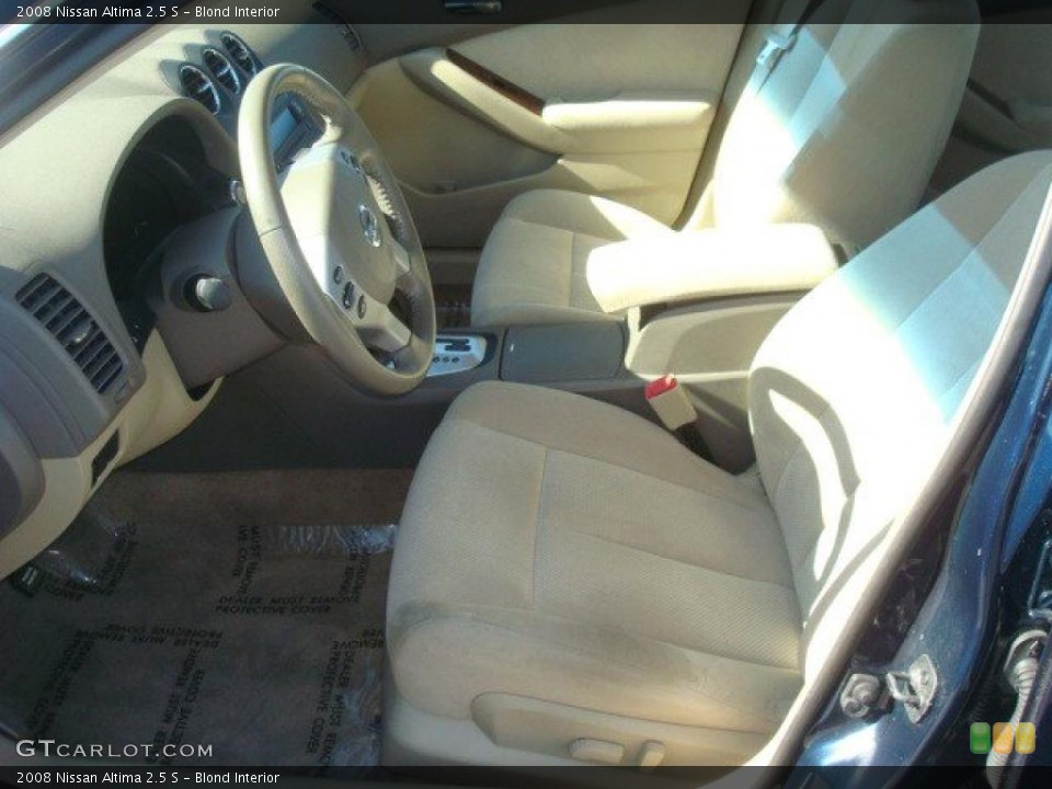 Blond Interior Photo for the 2008 Nissan Altima 2.5 S #45808193