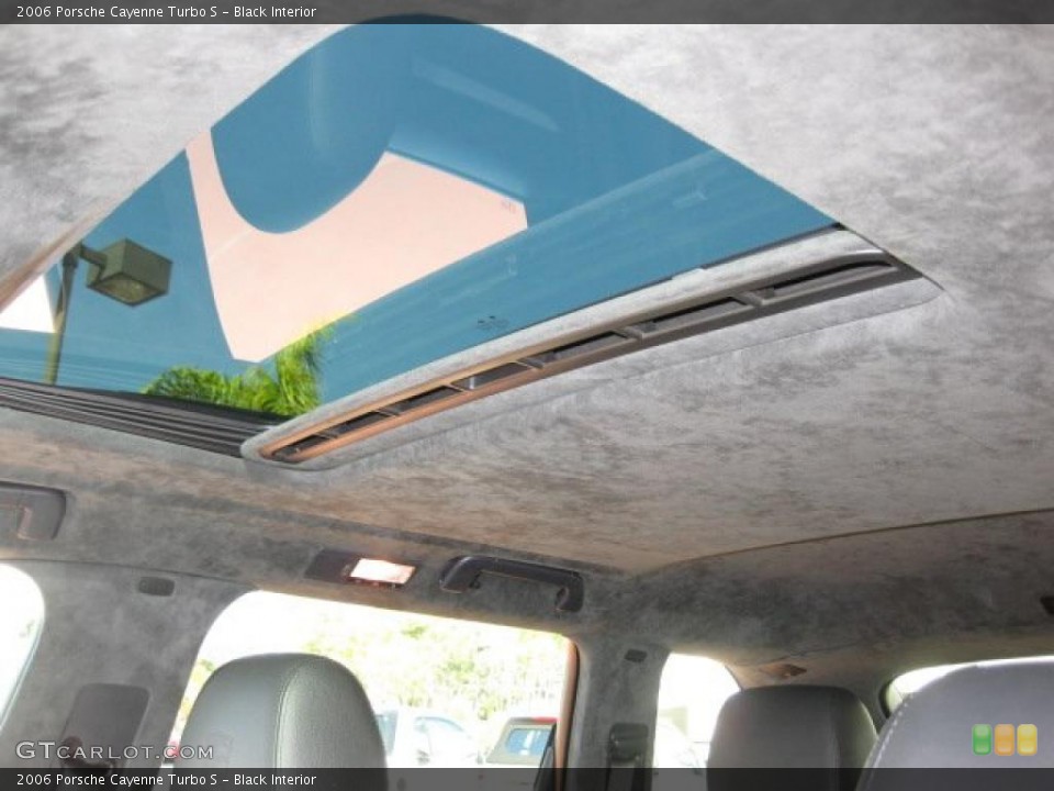 Black Interior Sunroof for the 2006 Porsche Cayenne Turbo S #45811893
