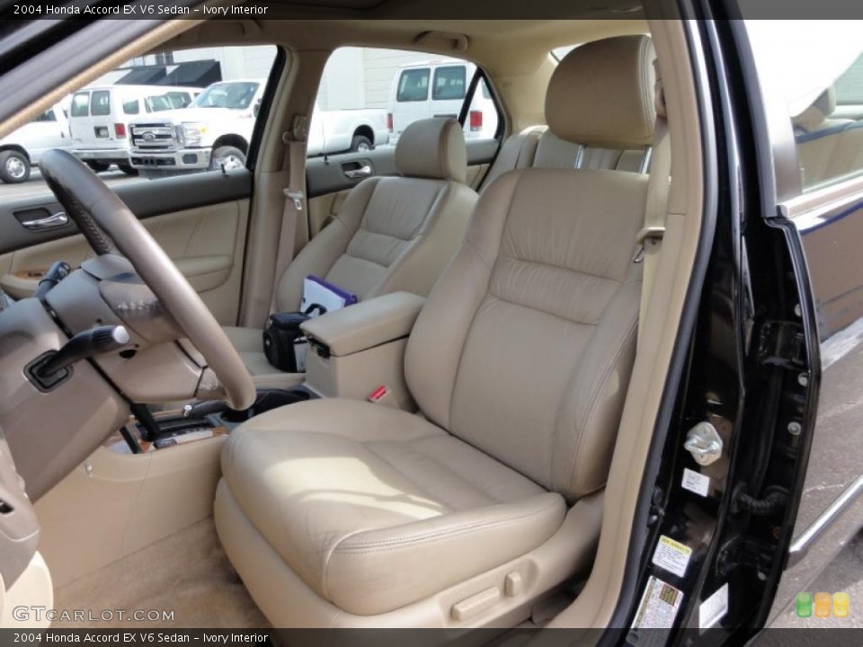 Ivory Interior Photo for the 2004 Honda Accord EX V6 Sedan #45812361