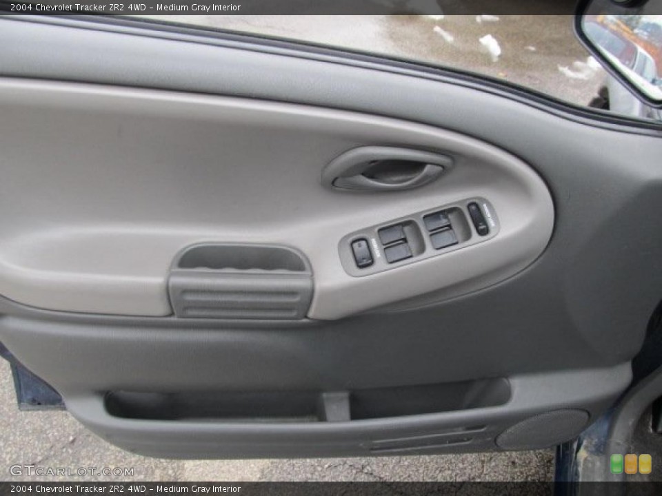 Medium Gray Interior Door Panel for the 2004 Chevrolet Tracker ZR2 4WD #45812749