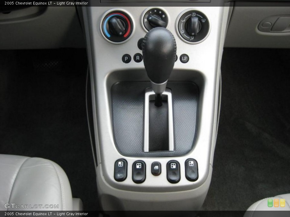 Light Gray Interior Transmission for the 2005 Chevrolet Equinox LT #45814121