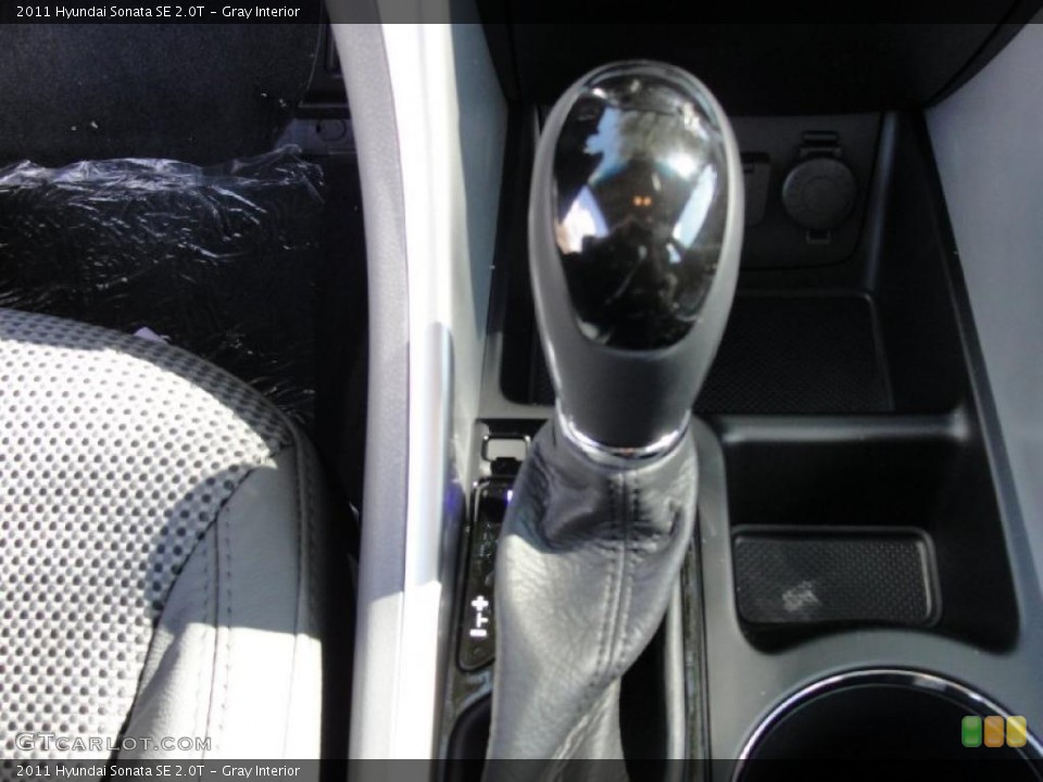 Gray Interior Transmission for the 2011 Hyundai Sonata SE 2.0T #45815233