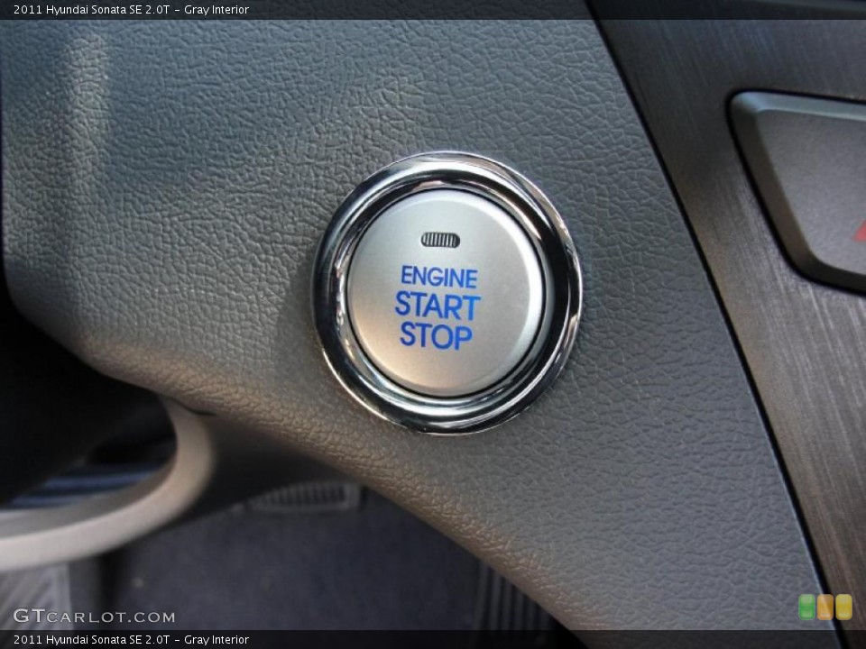 Gray Interior Controls for the 2011 Hyundai Sonata SE 2.0T #45815373