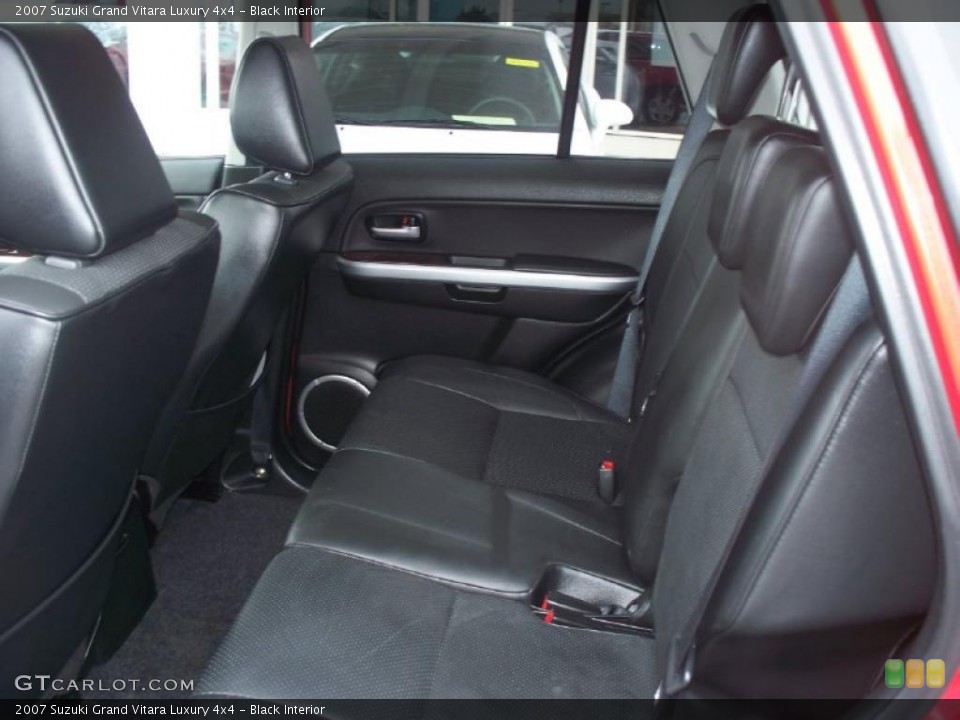 Black Interior Photo for the 2007 Suzuki Grand Vitara Luxury 4x4 #45819587