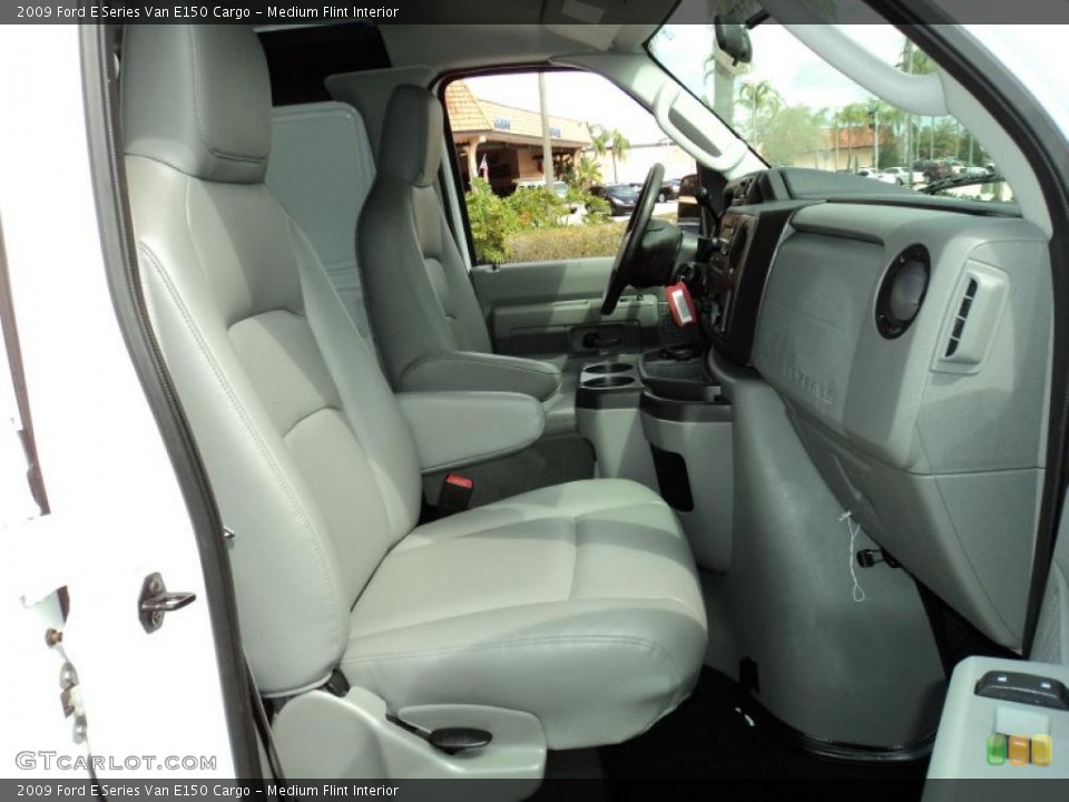 Medium Flint Interior Photo for the 2009 Ford E Series Van E150 Cargo #45820035