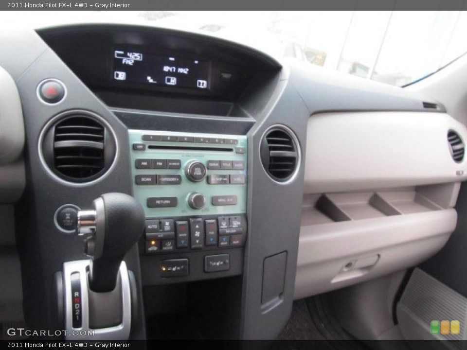 Gray Interior Controls for the 2011 Honda Pilot EX-L 4WD #45820155