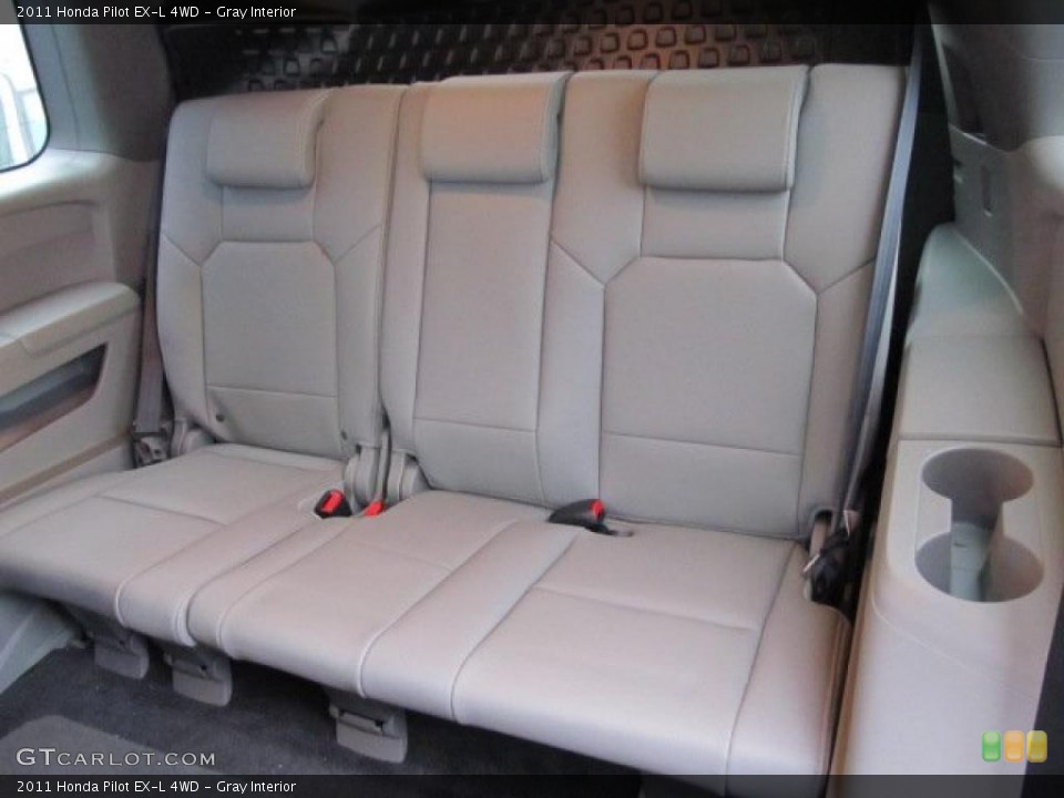 Gray Interior Photo for the 2011 Honda Pilot EX-L 4WD #45820171