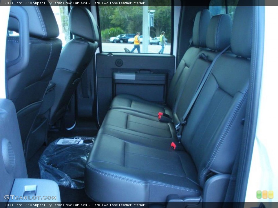 Black Two Tone Leather Interior Photo for the 2011 Ford F250 Super Duty Lariat Crew Cab 4x4 #45822013
