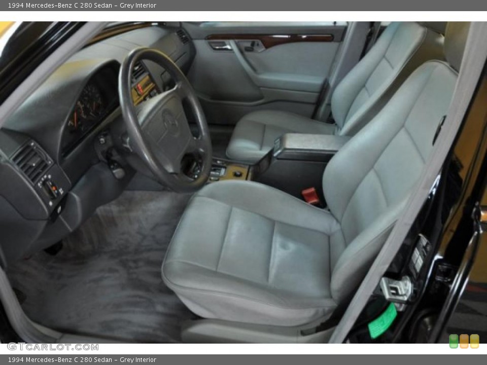 Grey Interior Photo for the 1994 Mercedes-Benz C 280 Sedan #45822193