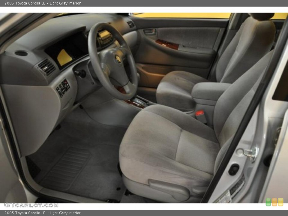 Light Gray Interior Photo for the 2005 Toyota Corolla LE #45824457