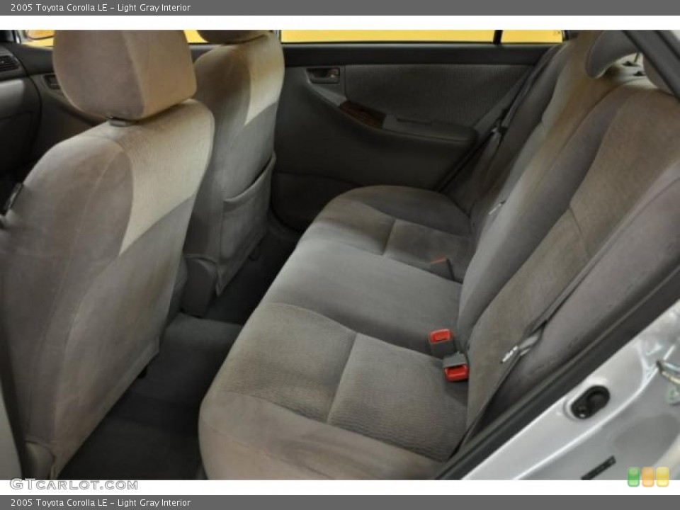 Light Gray Interior Photo for the 2005 Toyota Corolla LE #45824461