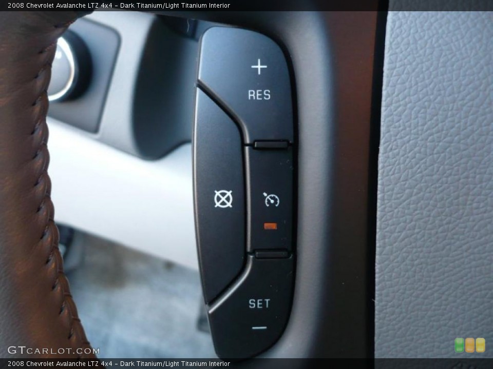 Dark Titanium/Light Titanium Interior Controls for the 2008 Chevrolet Avalanche LTZ 4x4 #45829181