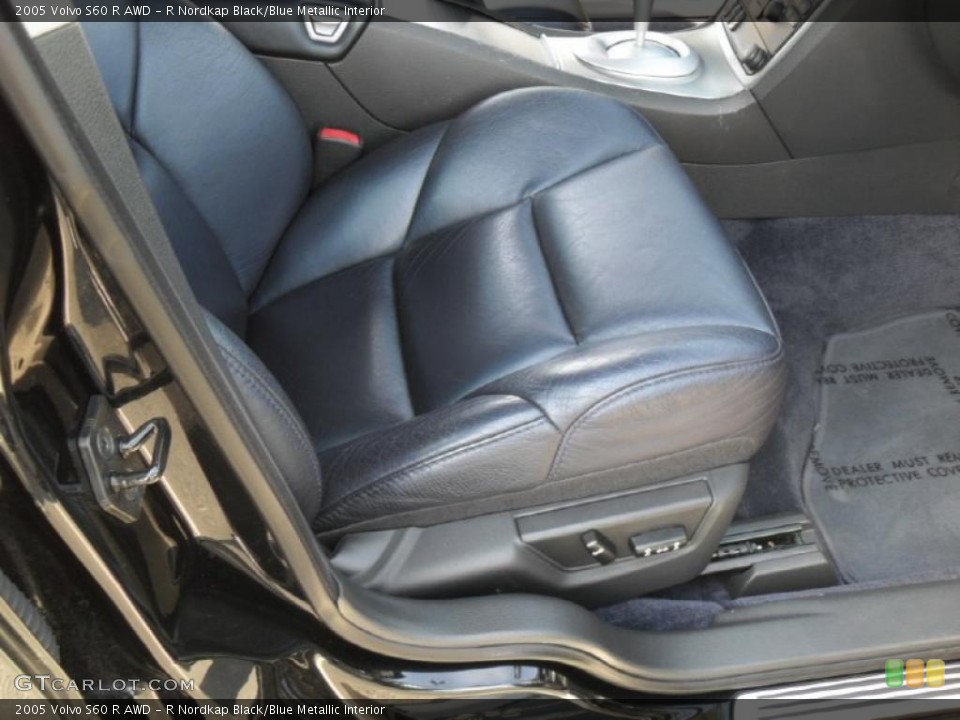 R Nordkap Black/Blue Metallic Interior Photo for the 2005 Volvo S60 R AWD #45842568