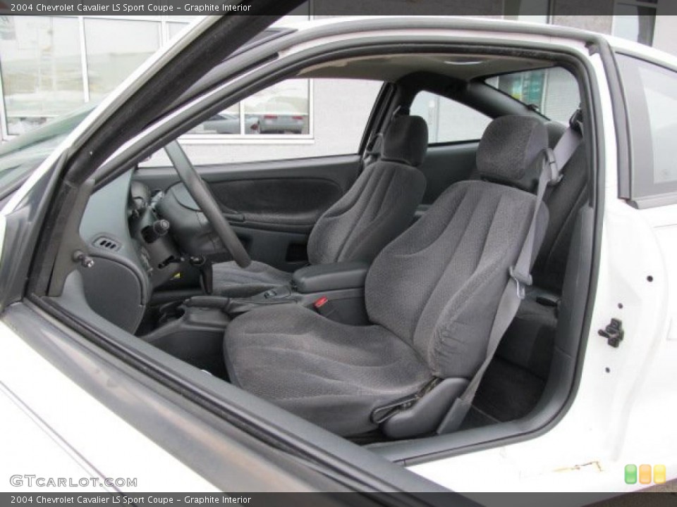Graphite Interior Photo for the 2004 Chevrolet Cavalier LS Sport Coupe #45850089