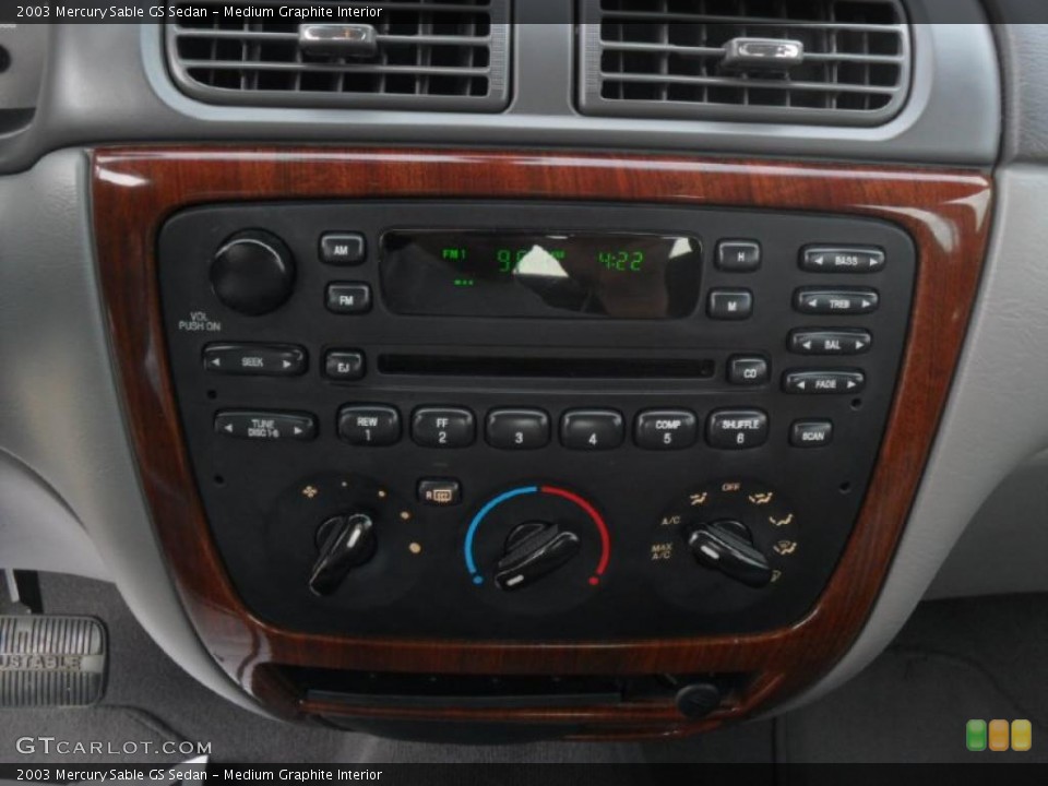 Medium Graphite Interior Controls for the 2003 Mercury Sable GS Sedan #45853153