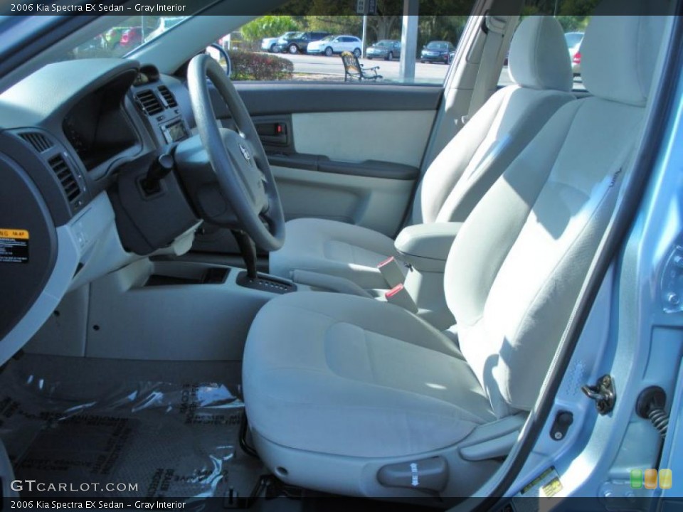 Gray Interior Front Seat for the 2006 Kia Spectra EX Sedan #45854494