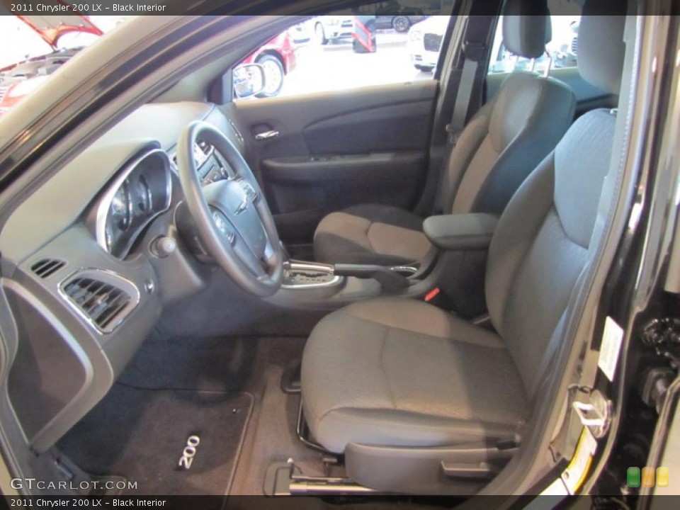 Black Interior Photo for the 2011 Chrysler 200 LX #45857926
