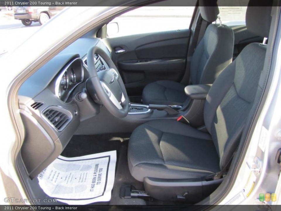 Black Interior Photo for the 2011 Chrysler 200 Touring #45858386
